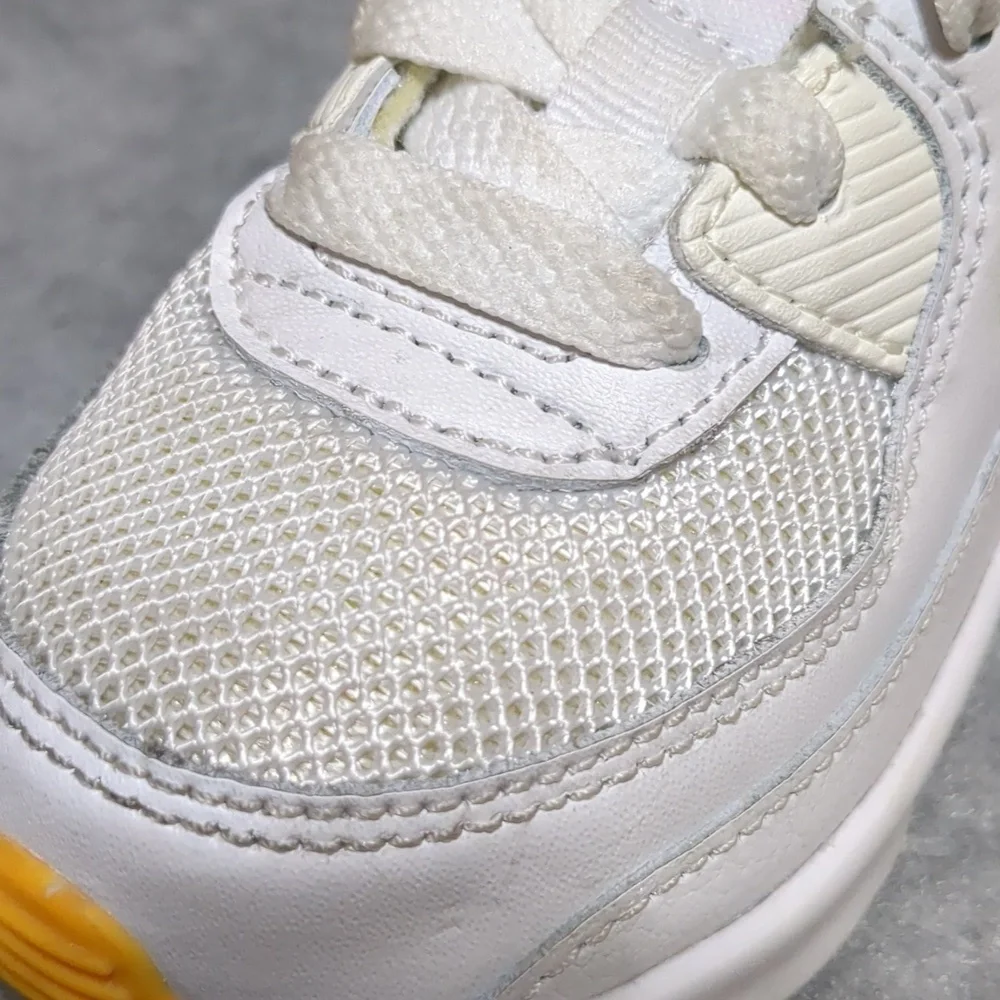 Nike Air Max 90 white - yellow Toddler Sneakers- SZ 5C